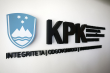 Hojs in Počivalšek kot nekdanja ministra kršila zakon o integriteti in preprečevanju korupcije