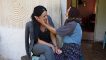 HITRIM KORAKOM GAZI DRUGI VEK: Stogodišnja Mirjana Petrović iz Cikota u Gornjem Jadru sama brine o domaćinstvu (FOTO)