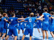 Mladi slovenski rokometaši v polfinalu EP!