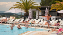 PRAVILO ZA TURISTE NA BAZENIMA U FRANCUSKOJ: Ovi kupaći kostimi su zabranjeni