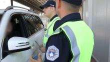 KURTI NASTAVLjA DA TERORIŠE NAŠ NAROD: Pripadnik MUP-a Srbije priveden na Jarinju