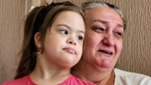 SRNA I VESNA ŽIVE U SENIKU PUNOM VLAGE I BUBAŠVABA: Devojčici sa Daunovim sindromom i njenoj majci jedini dom je objekat nedostojan čoveka