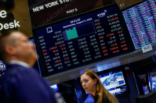 Ob novih rekordih na Wall Streetu se je prebudilo tudi zlato