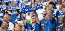 FC Schalke 04 feiert Saisoneröffnung: Viele Fans beim Schalke-Tach