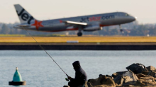 Za dlaku izbjegli sudar aviona u Sydneyju, ozlijeđen član osoblja