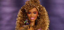 Whitney Houston bekommt eine eigene Barbie im »I Wanna Dance With Somebody«-Look