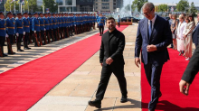'Ukrajinska tvornica dronova u Srbiji? Znate li što je Zelenski imao ispod sakoa u Beogradu'