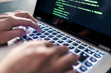 Konec tedna t. i. napad DDoS na Primorske novice in Necenzurirano