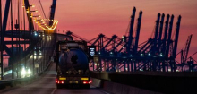 Auch Hamburg, Hessen und Bayern erlauben Lkw-Verkehr am Wochenende