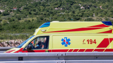 Hitnjaci su na plaži u Novalji spasili život čovjeku: 'Na 38 °C, kamenoj plaži i u kupaćima'