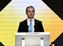 Commonwealth Bank $10billion profit as Aussies struggle under rising interest rates