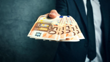 Komu Nemci napovedujejo nižje plače zaradi UI in kaj lahko pričakujemo mi