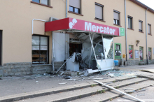 Za eksplozije in tatvine iz bankomatov na Primorskem prijeli Hrvata