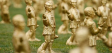 Ottmar Hörl in Salzburg: 210 Mini-Mozarts gestohlen – Kunstaktion endet vorzeitig