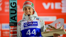 Lisa Eder si je premislila in ostaja skakalka