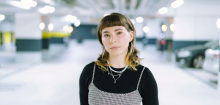 Roman »Kaskaden« von Louise K. Böhm: Kann man eine Freundschaft je hinter sich lassen?