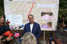 Vučić obišao radove na rekonstrukciji puta na Grzi; Meštani oduševljeni: 