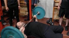 VIDEO Volodimir Zelenski se okušao u sportskim aktivnostima s veteranima