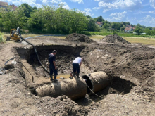 SANIRAN KVAR NA MAGISTRALNOM CEVOVODU KOD TAKOVA Voda uveliko u domovima potrošača