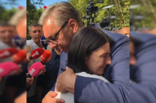 LEK ZA MALOG ALEKSANDRA STIŽE ZA 7 DO 10 DANA! Majka dečaka prišla Vučiću i kroz suze mu se zahvalila: 