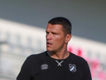 Derbi kroga pod reflektorji v Sežani, Cimirotič prvič na Kodeljevem
