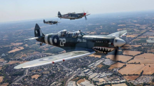 FOTO Obranili su Englesku od Hitlera, a sada ponovno lete. Pogledajte Spitfire u akciji