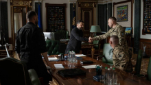 DRAPATIJ JE U PANICI, ORUŽANE SNAGE UKRAJINE BEŽE: Militanti kod Slavjanska su opkoljeni, zadaće im konačni udarac!