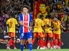 Lens prek PSG-ja do premierne superpokalne lovorike