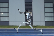 Stiže humanoidni robot 