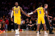 Nova velika strast: LeBron James zagnal spletni projekt o golfu