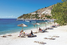 STIGLA OSVETA GRČKIH DOMAĆINA, KRAJ ZA BAHATE TURISTE! Grci uvode potpuno nova pravila: Ako uradite jednu od ovih 10 stvari, ZABORAVITE NA LETOVANJE!