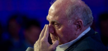 FC Bayern München: Uli Hoeneß spricht über Jamal Musialas Blackouts