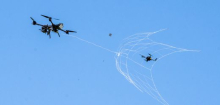 Versuchter Anschlag am Leipziger Flughafen: Grüne fordern Drohnen-Gipfel im Kanzleramt
