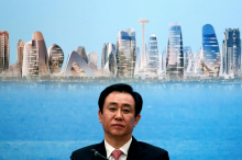 Ustanovitelj podjetja Evergrande, nekdaj najbogatejši Azijec, obsojen na dosmrtni zapor