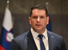 Kako Stevanović komentira spletno peticijo?