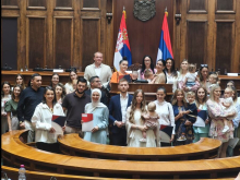 Žarić Kovačević: Država uz porodice na putu do prvog doma, uručena 53 nova rešenja