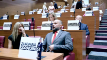 HDZ  žestoko opleo po Hajdašu Dončiću: 'Opasno djelovanje SDP-ove smećarske mafije'