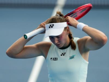 Jelena Ribakina po poškodbi predala dvoboj