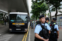V Hongkongu obsodili organizatorja spominske slovesnosti za žrtve na Trgu nebeškega miru
