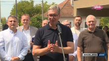 VUČIĆ ZA VEČERAS ZAKAZAO VAŽAN RADNI SASTANAK: Predsednik seda za sto sa predstavnicima četiri okruga - rešavaju se gorući problemi