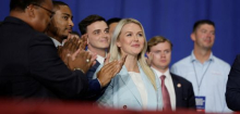 Karoline Leavitt: Trumps scheidende Sprecherin kehrt zu Maga Inc. zurück