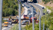 FOTO Ogromne gužve na A1: Zbog nesreće prekinut promet kod Otočca. Kolona čak 26 km!