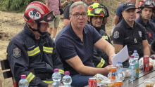 VUČIĆ OBELODANIO ŠOK DOKUMENT: Blokaderi tražili da budžet vatrogasaca bude nula
