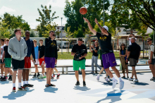Lakersi v Savskem naselju metali na koš na igrišču Luke Dončića