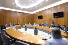 Odbor DZ podprl posvetovalni referendum glede socialne pomoči delovno sposobnim