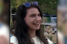 POKUŠALA DA PROZIVA VUČIĆA, PA ISPALA SMEŠNA Pogledajte snimak blokaderke: 