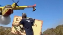 VIDEO Pogledajte kanader u akciji kod Hvara: U požaru je izgorjelo 70 hektara šume