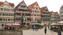 Tübingen, mesto mladih: v kraju, kjer je zatočišče našel tudi Primož Trubar, je dobrodošel vsak