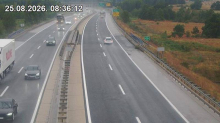 Ogromne gužve kod Zagreba, sudar na A1 kraj Gospića, zastoji na magistrali u Splitu i Omišu