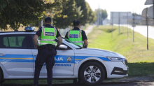 Divljao Bjelovarom pa udario u policajce autom, u bolnici su